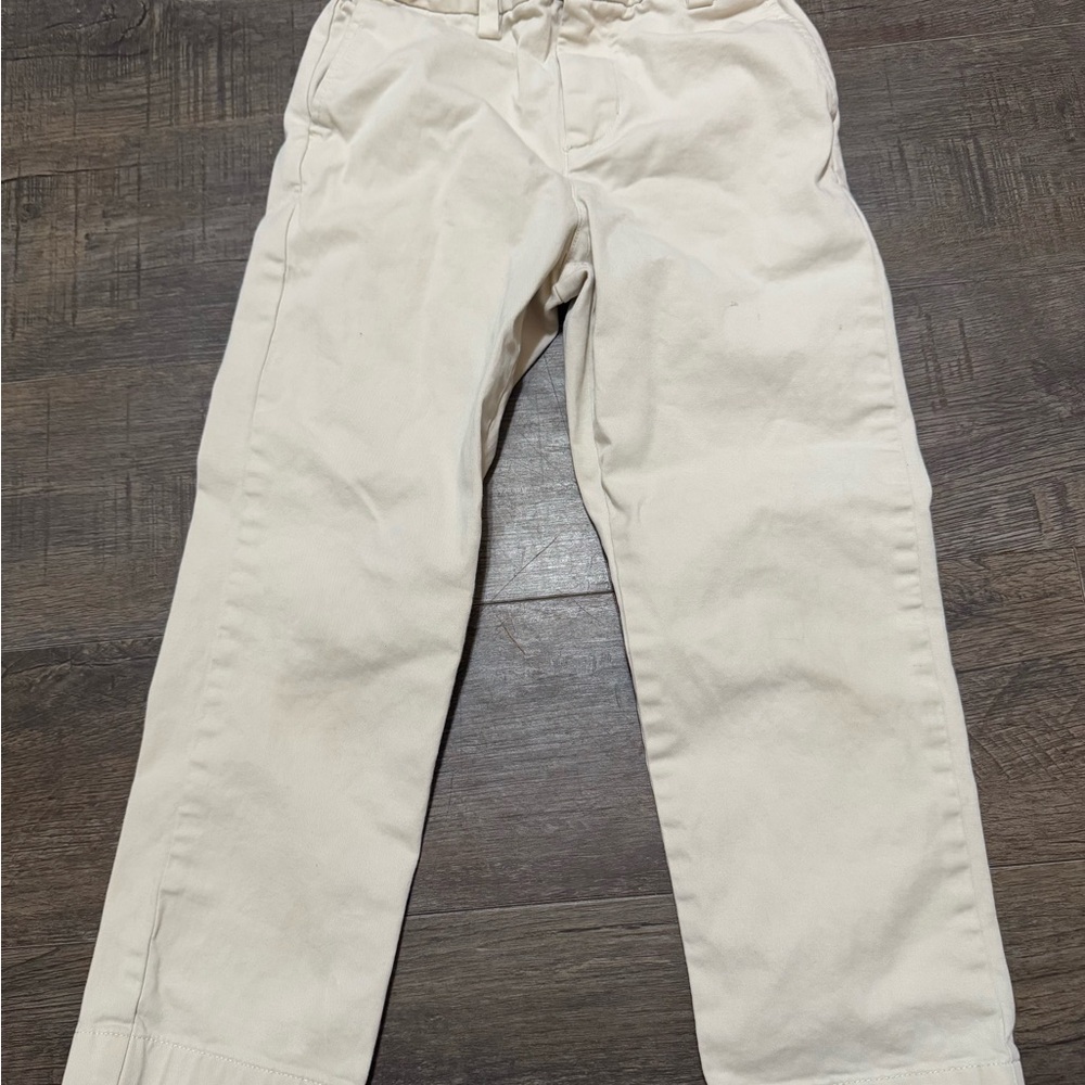 Boys Vineyard Vine size 6 khakis